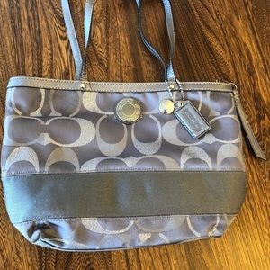 Coach hand bag
